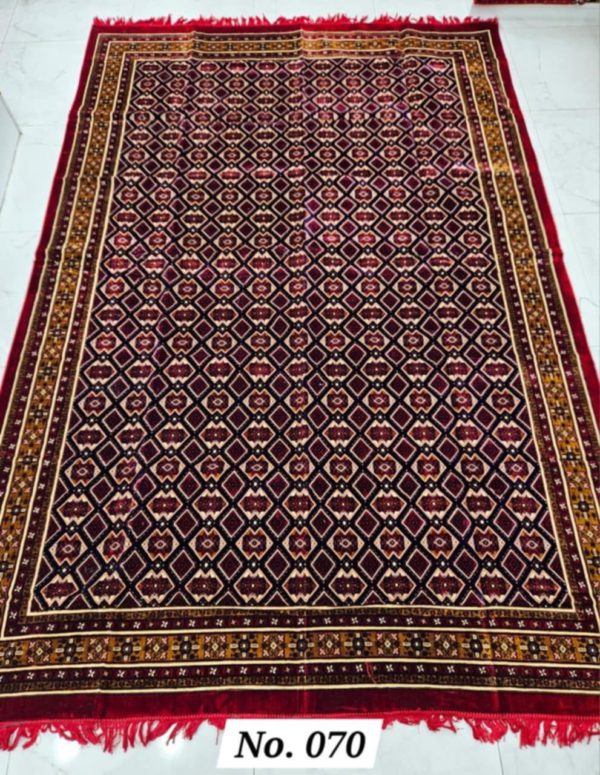 Exquisite Carpets & Rugs from Turkey, Iran & Pakistan - Image 6